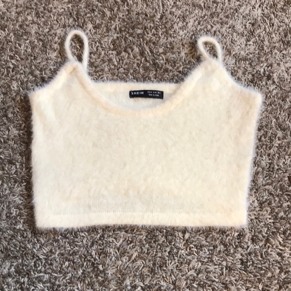 NEVER WORN fuzzy top